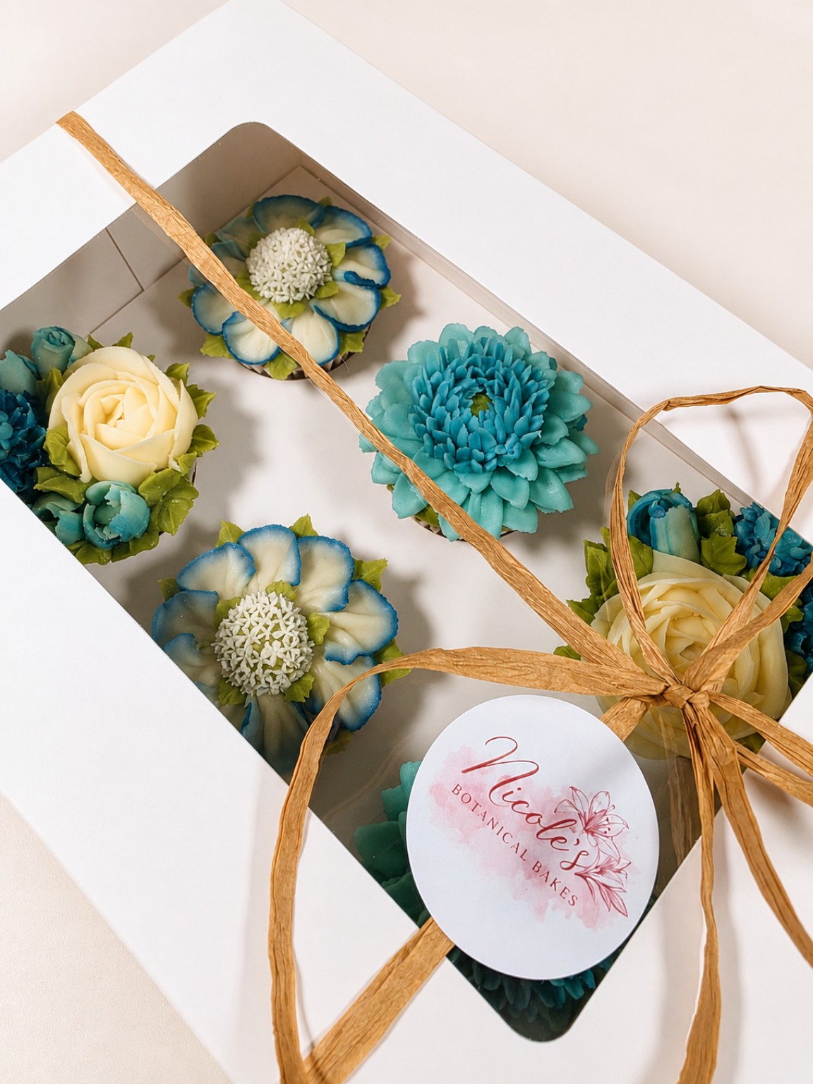 Birthday floral cupcake gift box
